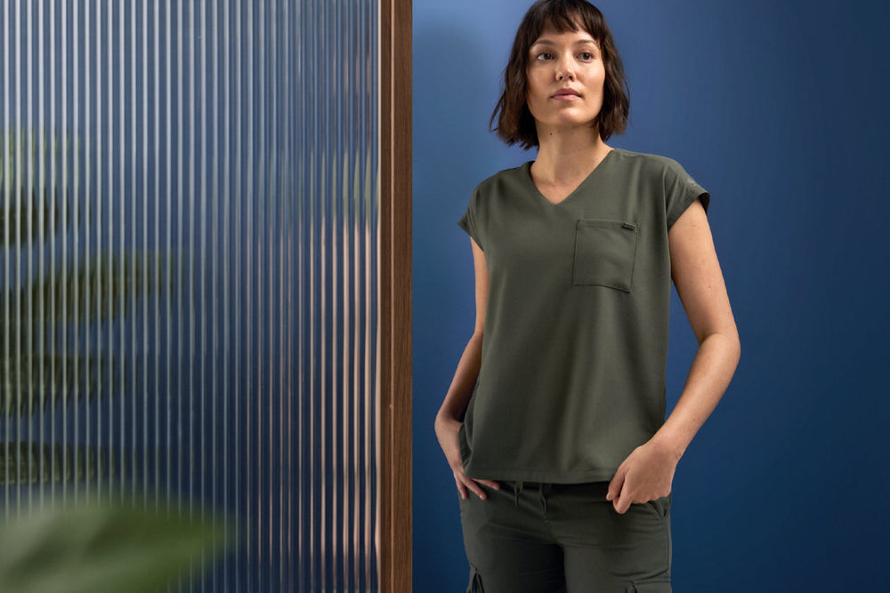 Can a Nurse Wear Scrubs to an Interview?